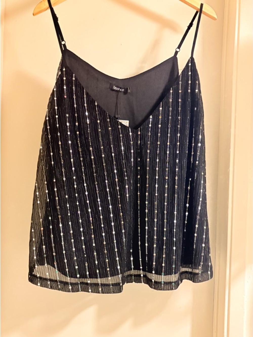 Boohoo Black Sequin Stripe Camisole
Tank Top Adjustable Strap